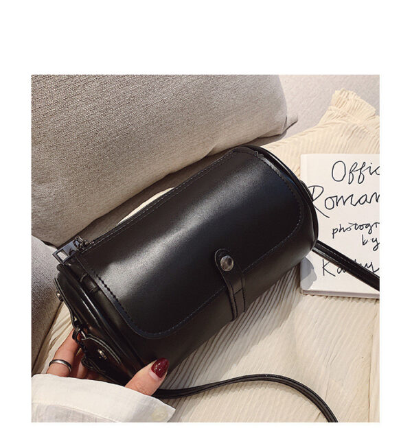 Fashion Retro Small Leather Bag One Shoulder Diagonal Circle - Image 4