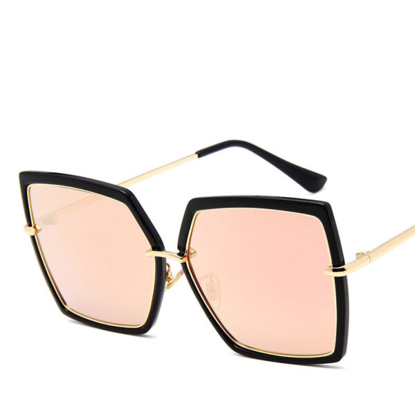 Retro Reflective Metal Sunglasses: Women's Chic Eyewear | Order Now! - Image 4