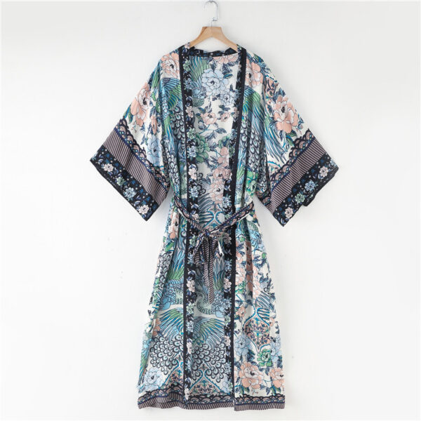Printed Crane Kimono: Bohemian Dress Robe for Exotic Elegance - Image 4