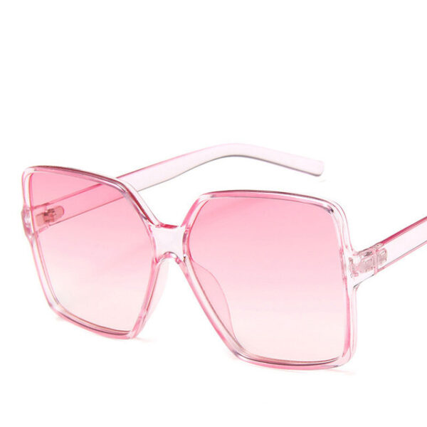 Trendy Women's Sunglasses: Fashionable Big Frame Shades | Get Yours Now! - Image 5