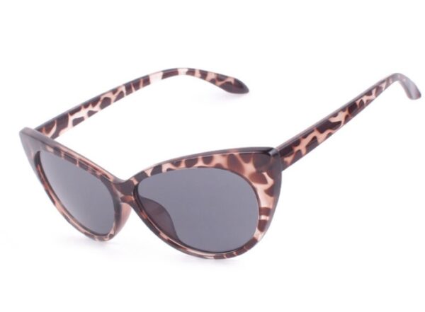 Cat Eye Sunglasses Women: Trendy and Stylish Eyewear Choice - Image 3