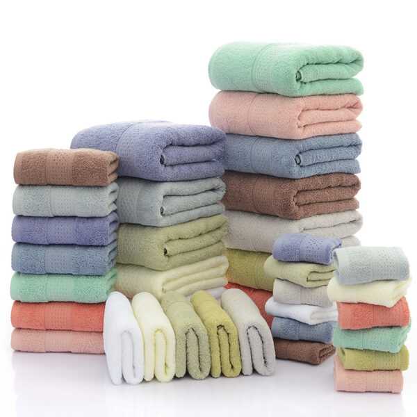 Most Elegance Three-Piece Bath Towel Set - Image 3