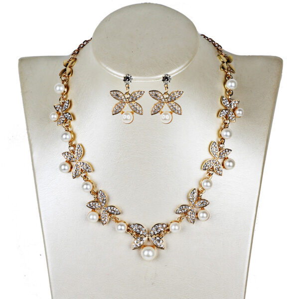 Exquisite Pearl Butterfly Bridal Jewellery Set: Necklace, Earrings - New! - Image 3