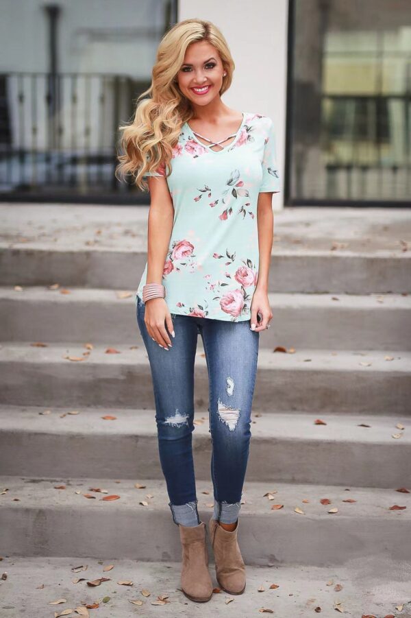 Floral Print Cross Front T-Shirt: Short Front, Long Back Design for Women - Image 2