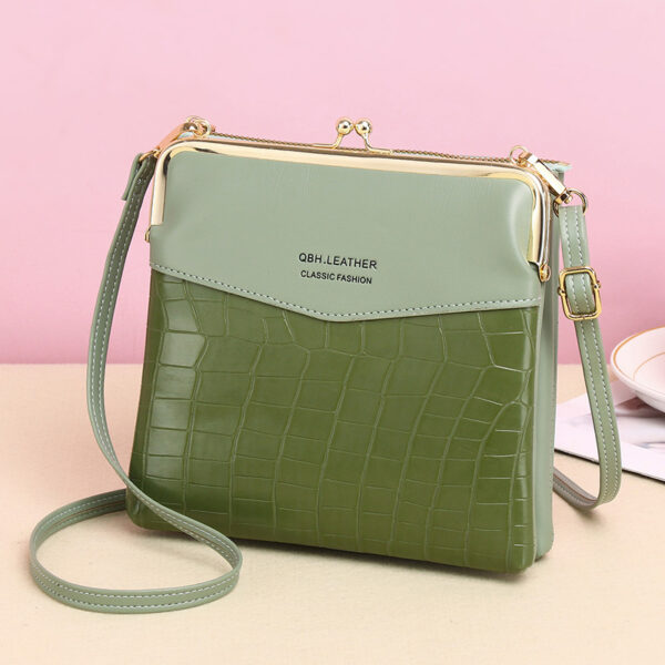 Alligator Pattern Lock Shoulder Bag: Stylish Women's Crossbody Phone Purse - Image 9