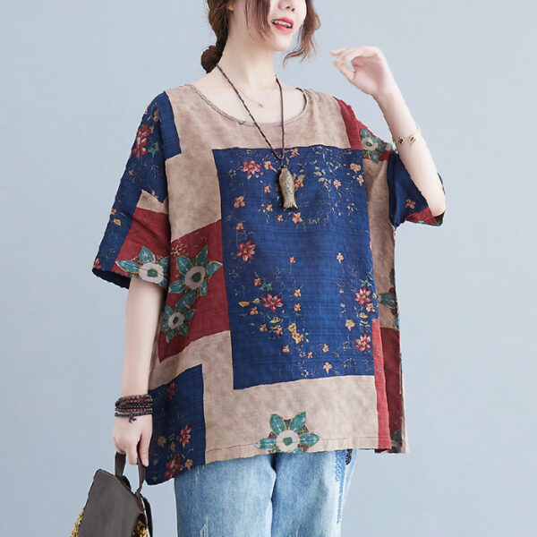 Ethnic Print Round Neck Tee: Loose Short Sleeve Fashion Statement - Image 5