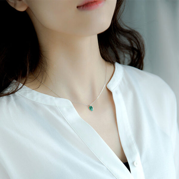 Discover The New Green Leaf Epoxy Clavicle Necklace for Women - Image 3