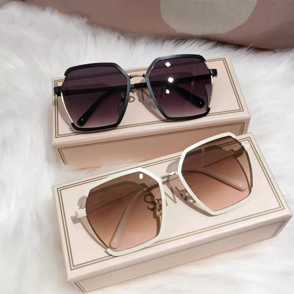 Vintage Half-Frame Sunglasses: Summer Oversize Square Eyewear