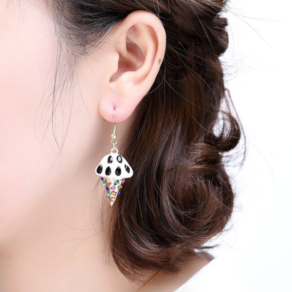 Elevate Your Style with Geometric Crystal Earrings: The Perfect Blend of Elegance and Charm - Image 3