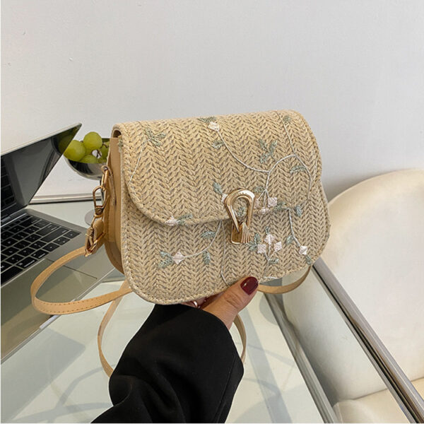 Chic Summer Straw Woven Bag: Expressive Fashion for Stylish Girls - Image 9