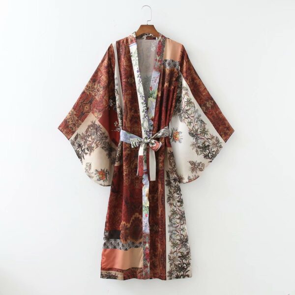 Shop Stylish Printed Kimono Dress: Perfect Outerwear for Fashionistas