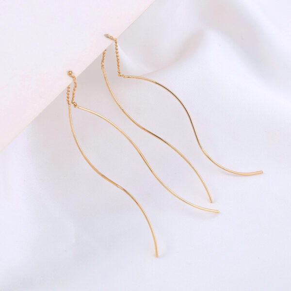 Exquisite Gold S-Shaped Wave Earrings: Elevate Your Style with Stunning Jewellery - Image 6