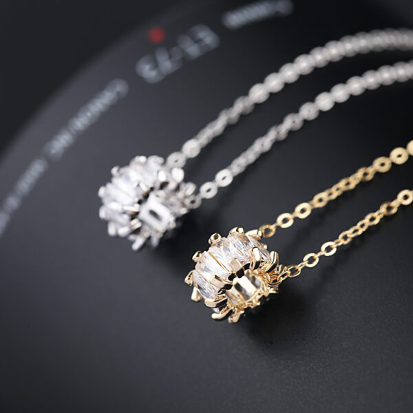 Glam Zircon Cylinder Necklace: Sparkling Rhinestone Jewellery for Trendy Accessories - Image 8